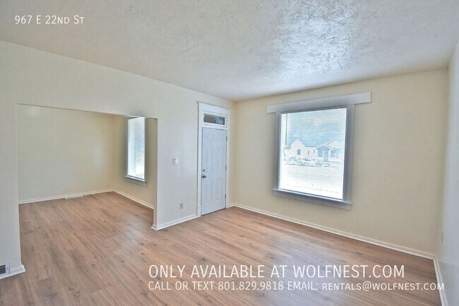 Foto del edificio - 967 E 22nd St