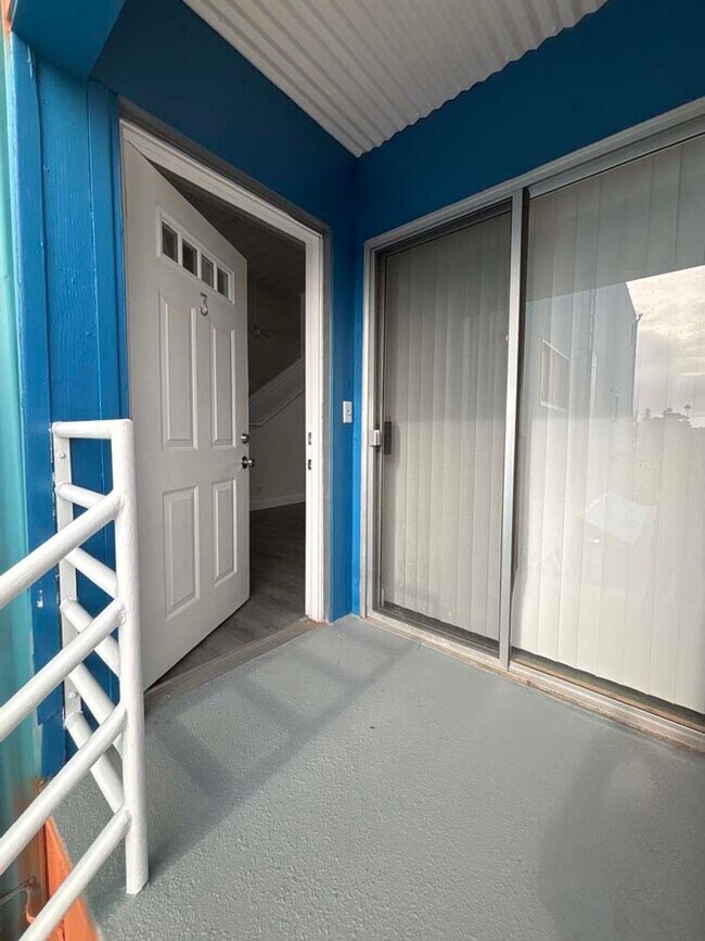 Foto del edificio - 915 Broadway St