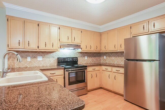 Building Photo - 4011 Villa Ln