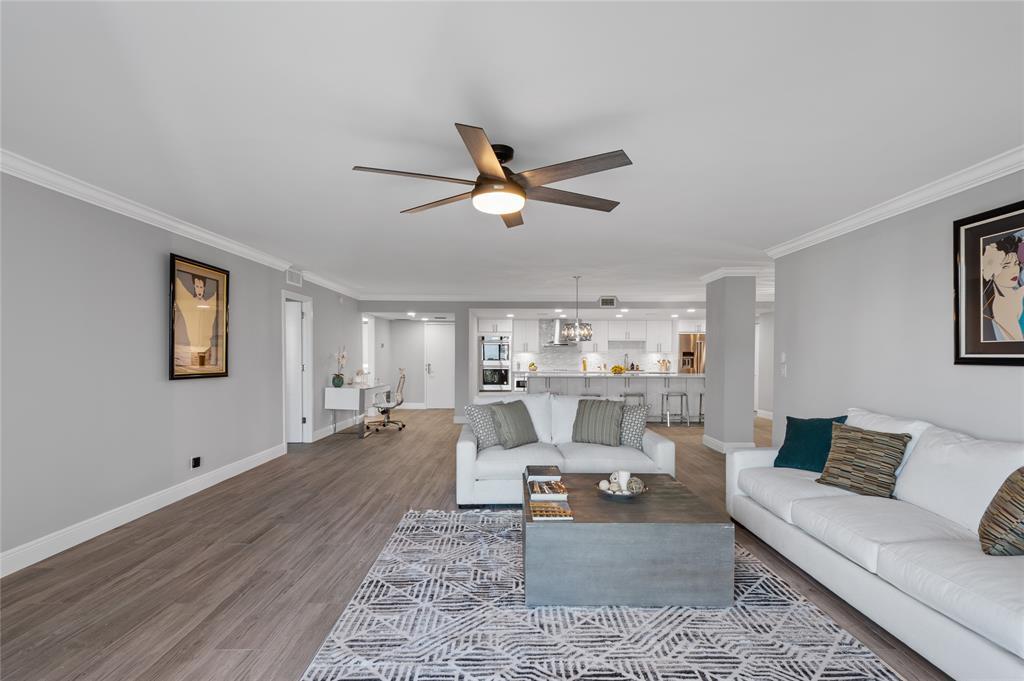 Foto principal - 777 Bayshore Dr