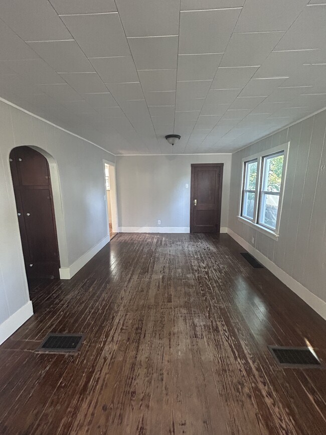 Foto del edificio - 2252 Beidler St
