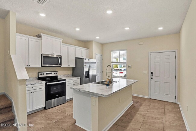 Foto del edificio - 197 Whispering Brk Dr