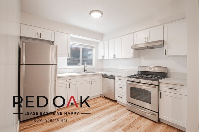 Building Photo - 1513 S Sherbourne Dr