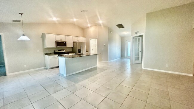 Foto del edificio - Cape Coral - Newer Single-Family Home - 3 ...