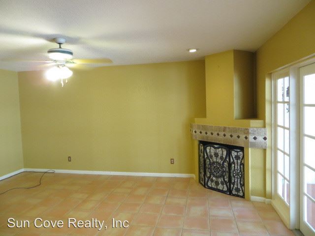 Building Photo - 13932 Clubhouse Cir