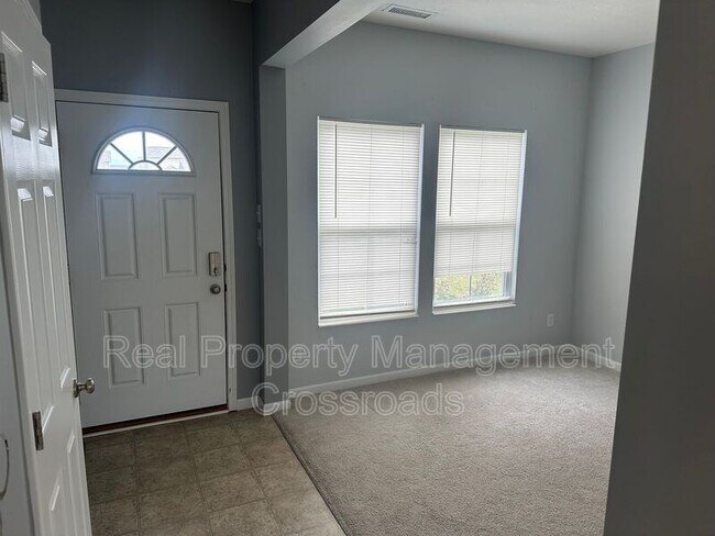 Foto del edificio - 2312 Trefoil Dr.