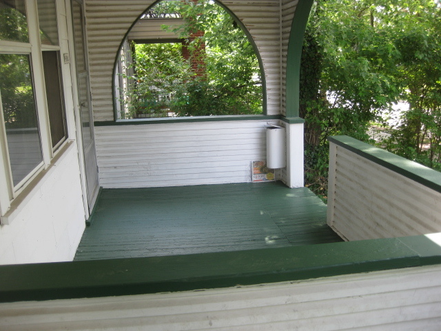 Building Photo - 894 Oxley Rd