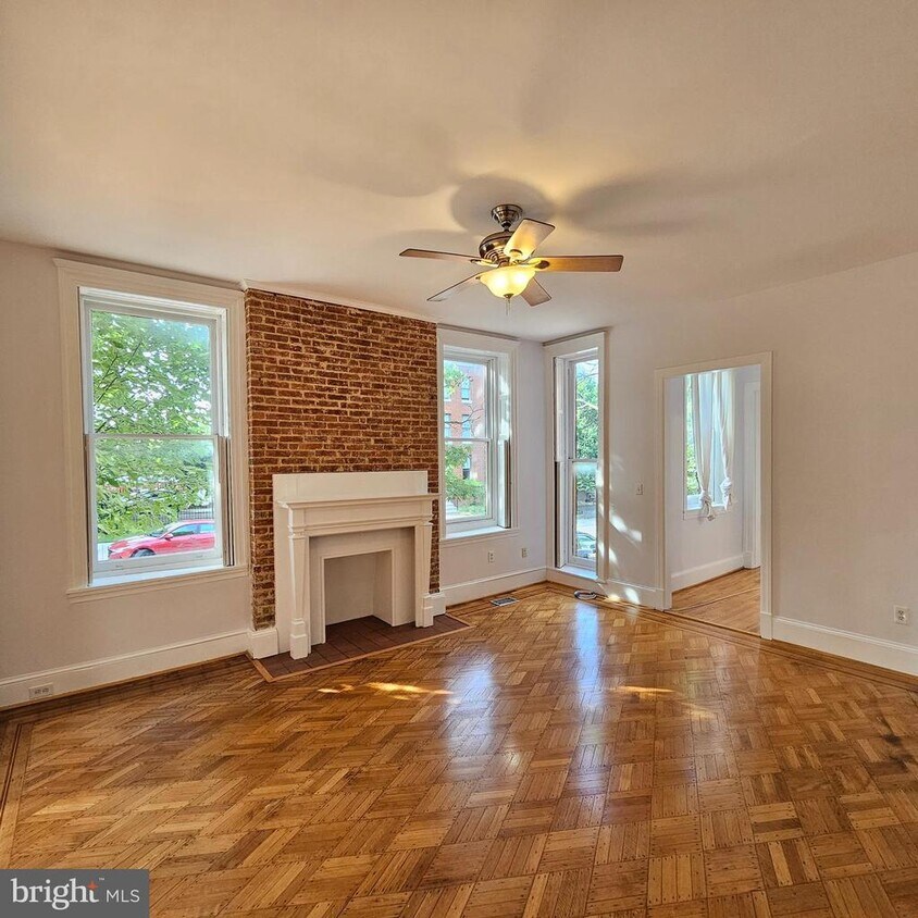 Foto principal - 1829 Eutaw Pl
