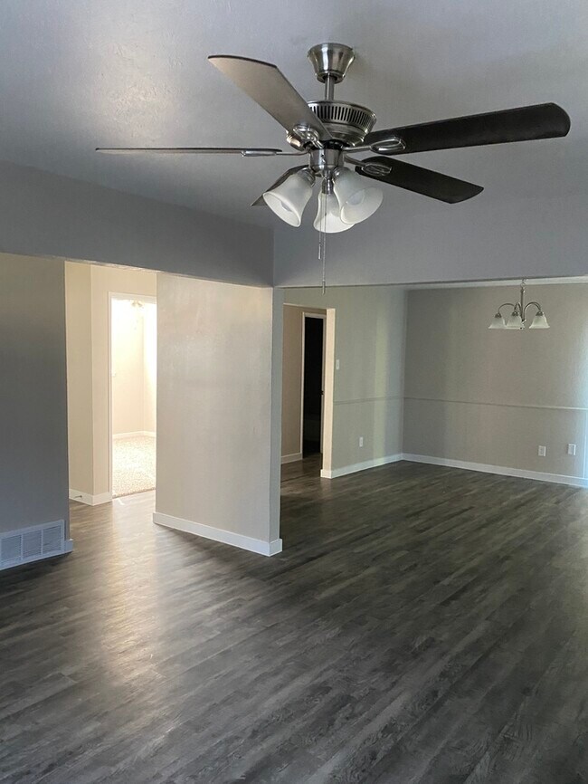 Foto del edificio - 714 Oceanview Dr