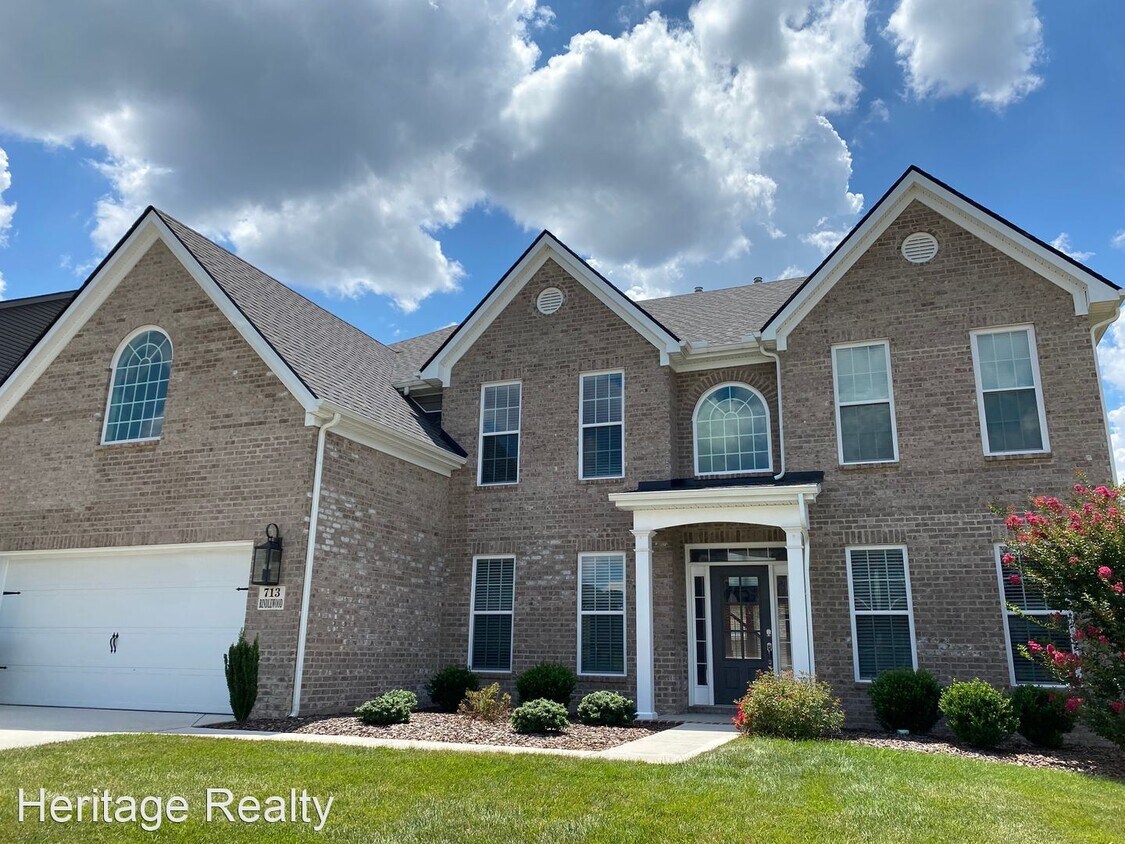 5 br, 3 bath House 713 Rindlewood Ln House for Rent in Maryville