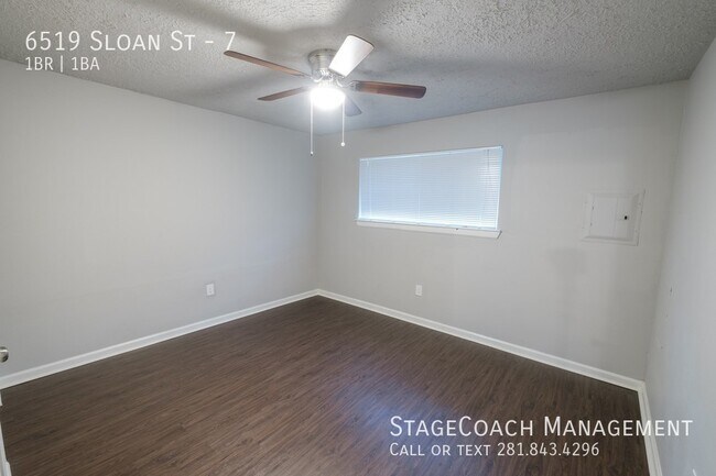 Foto del edificio - 6519 Sloan St