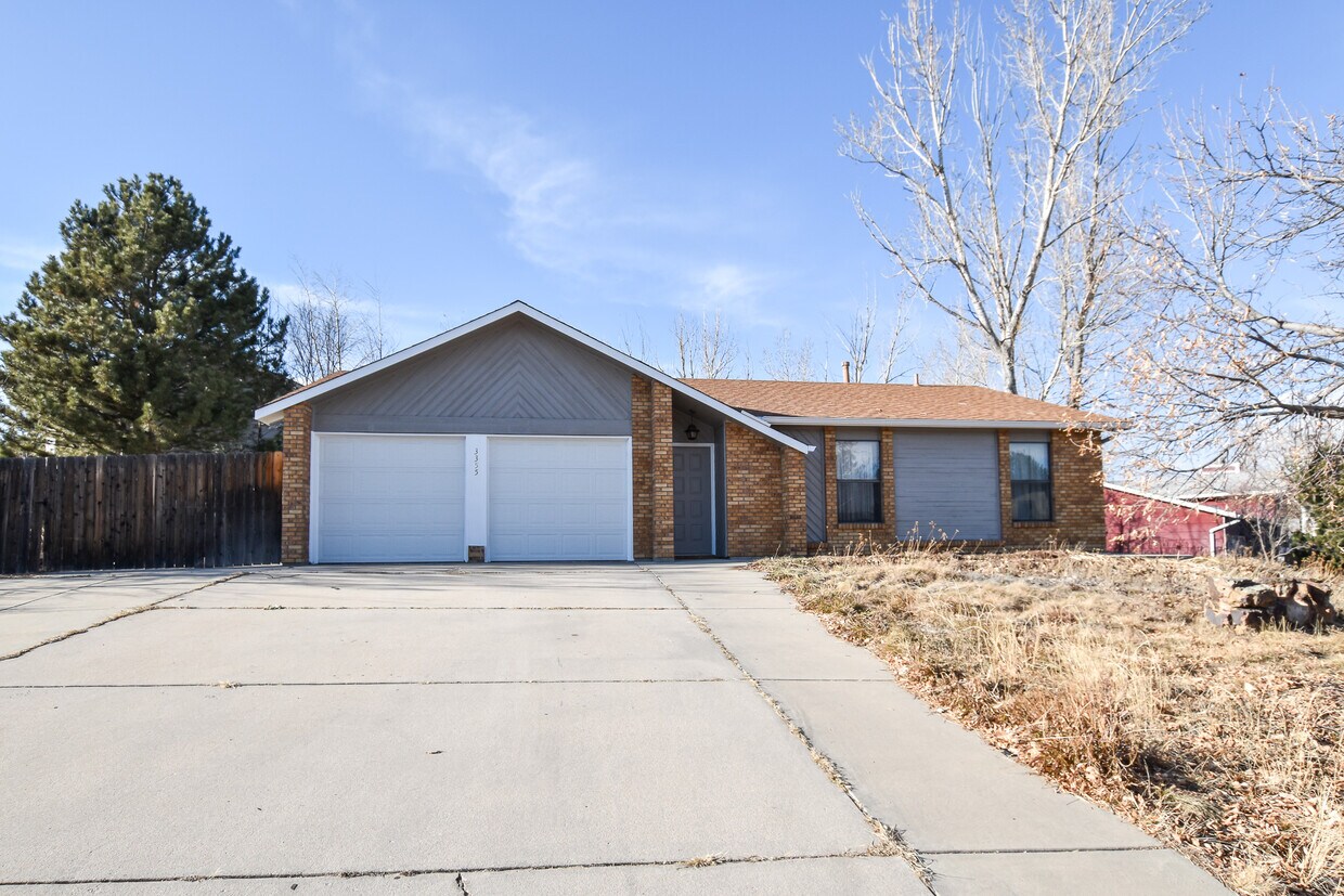 Foto principal - 3355 Mirage Dr