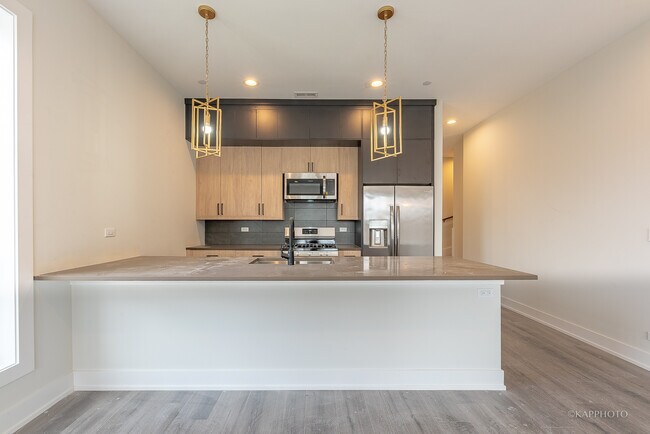 Foto del edificio - 4021 N Keystone Ave