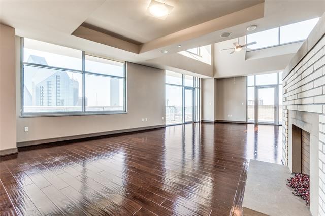 Foto del edificio - 1700 Cedar Springs Rd
