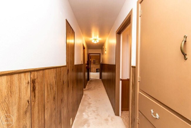 Building Photo - 509 S 8th St