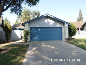 Building Photo - 2429 S Meadowbrook Ct