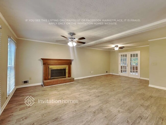 Foto del edificio - 2536 Ashworth Lake Rd