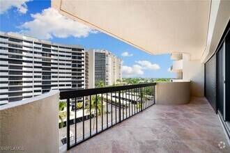 Building Photo - 4001 Gulf Shore Blvd N