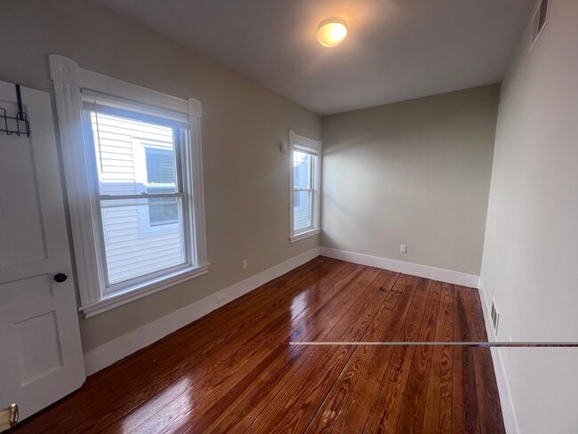 Building Photo - 60 Brookside Ave
