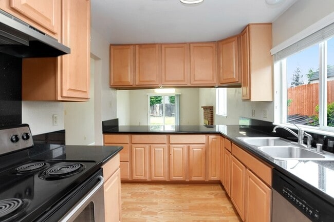 Building Photo - Charming Folsom Home For Rent