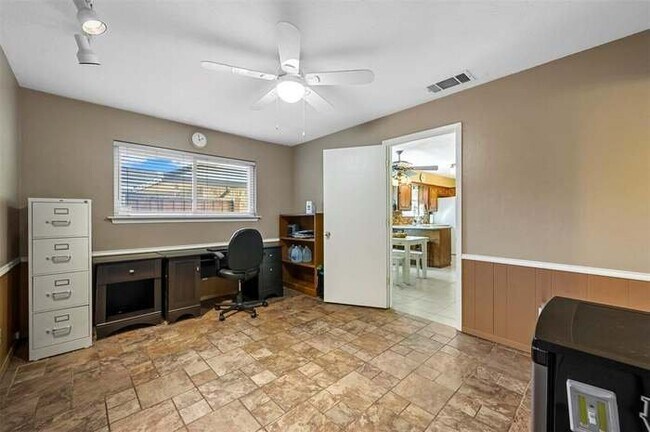 Foto del edificio - 428 Park Bend Dr