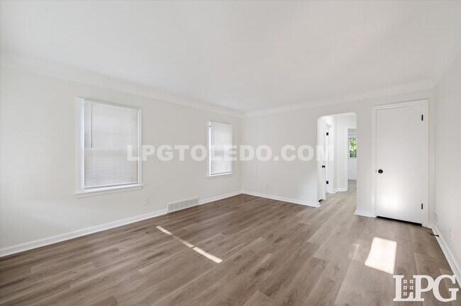 Foto del edificio - 3714 Wallwerth Dr