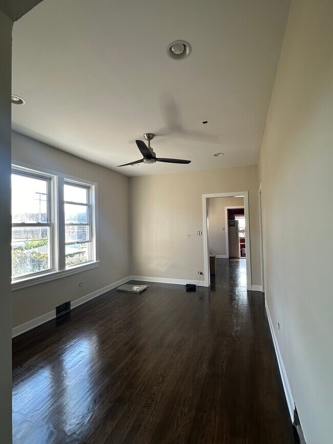 Foto del edificio - 1622 N Long Ave