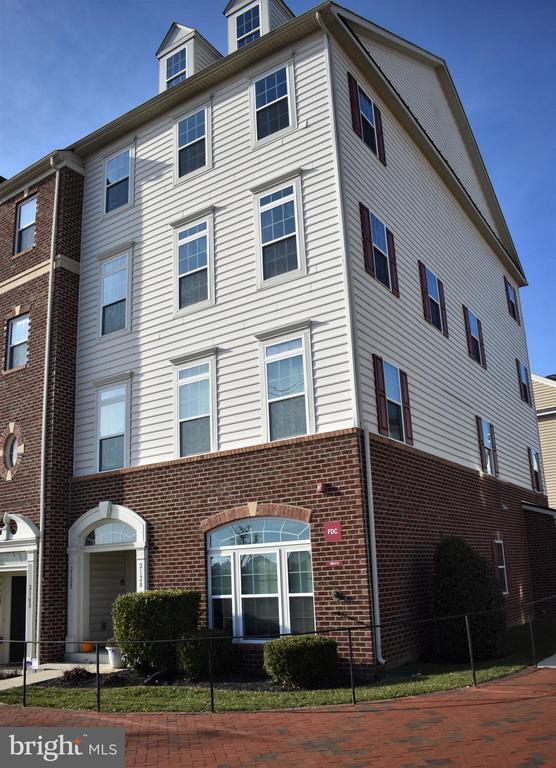 Building Photo - 212 Mill Pond Rd