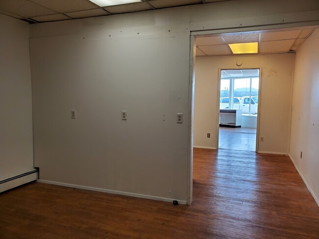 Building Photo - 810 Water St