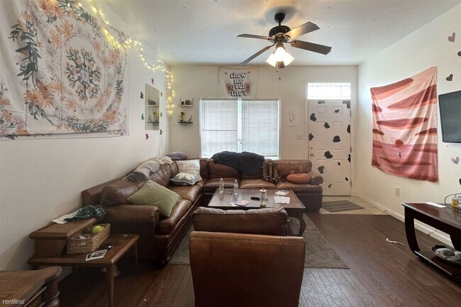 Photo - 1715 Arlington St Townhome