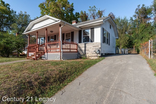 Building Photo - 2 br, 1 bath House - 1218 E Sevier Avenue