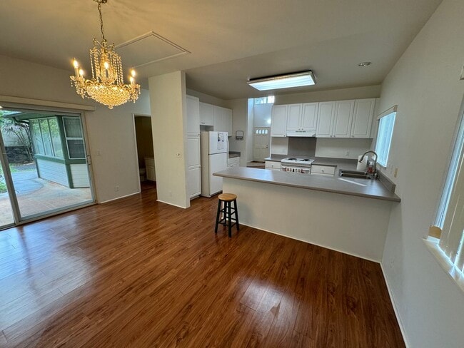 Photo - Mililani Mauka 3/2.5 living, family room 2car garage, Sorry No Pets House