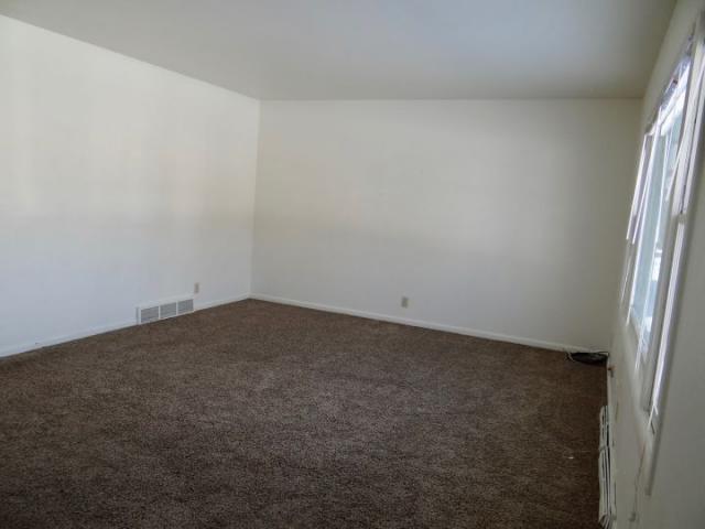 Building Photo - 3 bedroom in Billings MT 59102