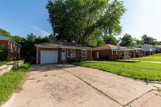Foto del edificio - 3 Bed 2 Bath in OKC!