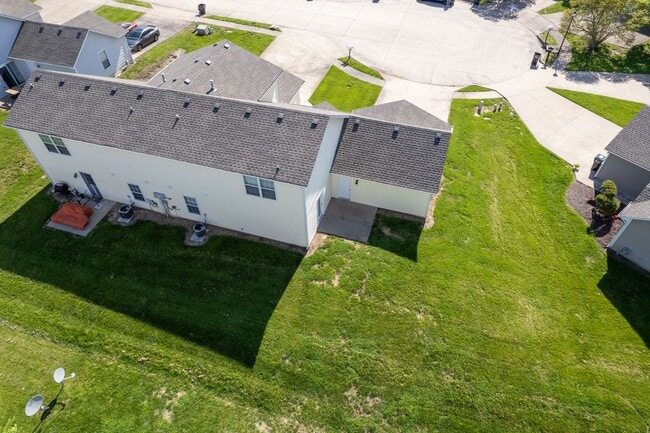 Foto del edificio - 5009-5011 Betty Jean Way