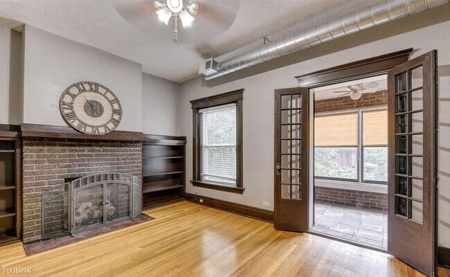 Foto del edificio - 2 br, 1 bath Condo - 3828 Cass Street 3