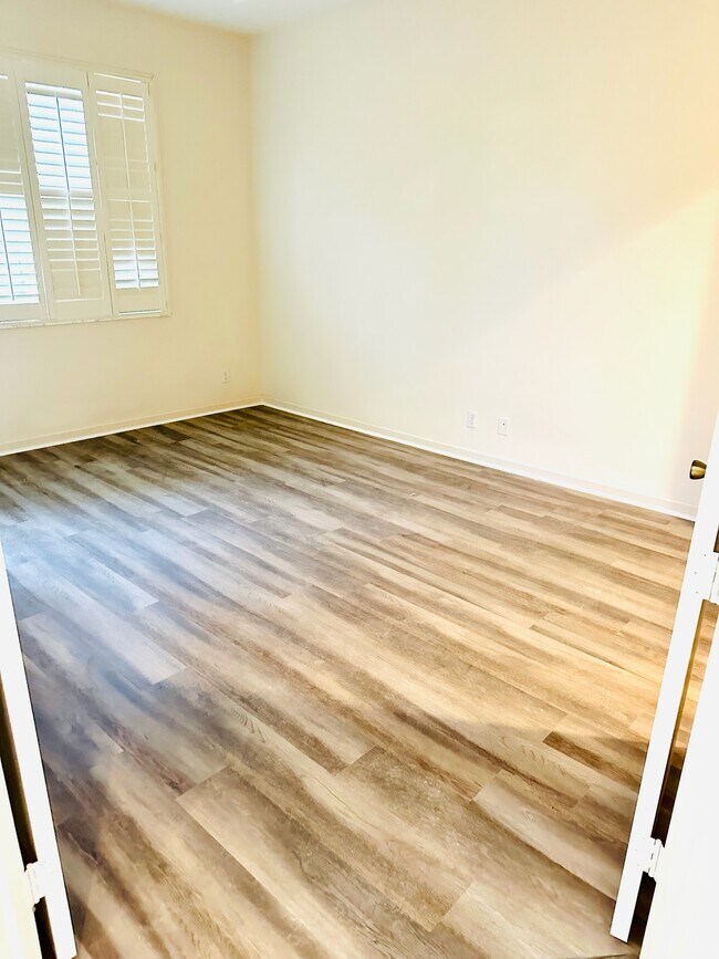 Foto del edificio - 9209 Wentworth Ln