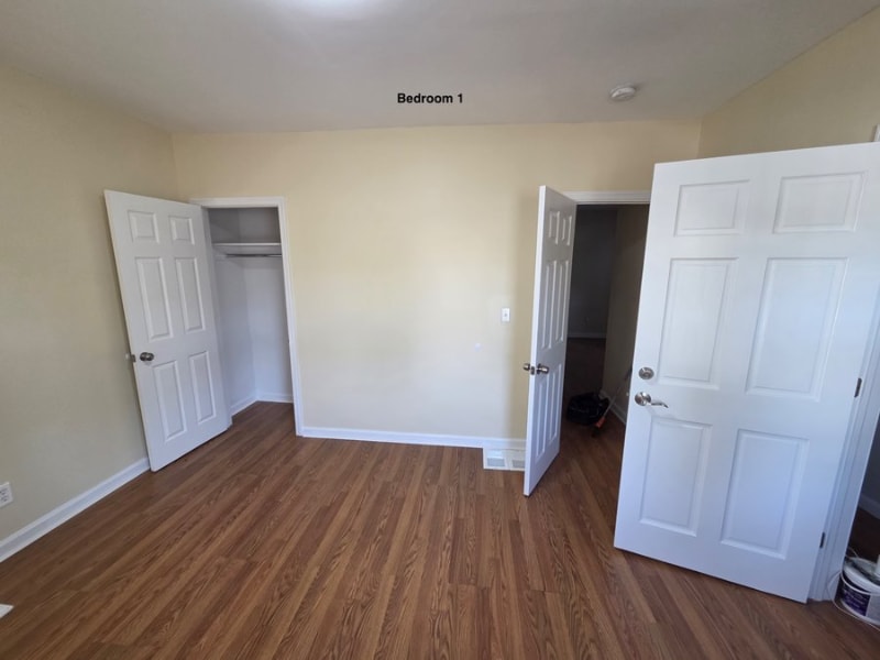 Primary Photo - 202 Pierson St