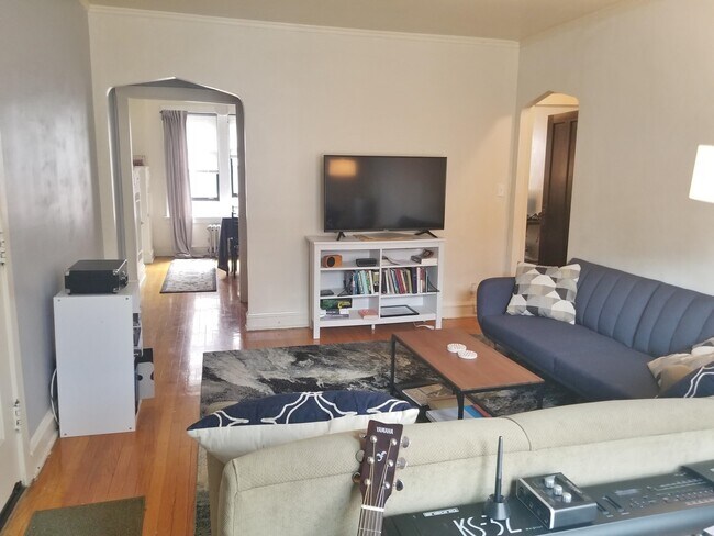 Foto del edificio - 4800 N Hermitage Ave