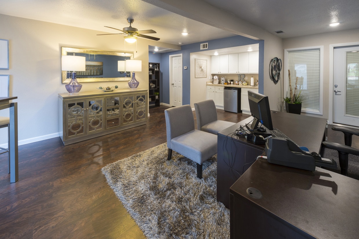 Riverwalk Apartments Houston, TX