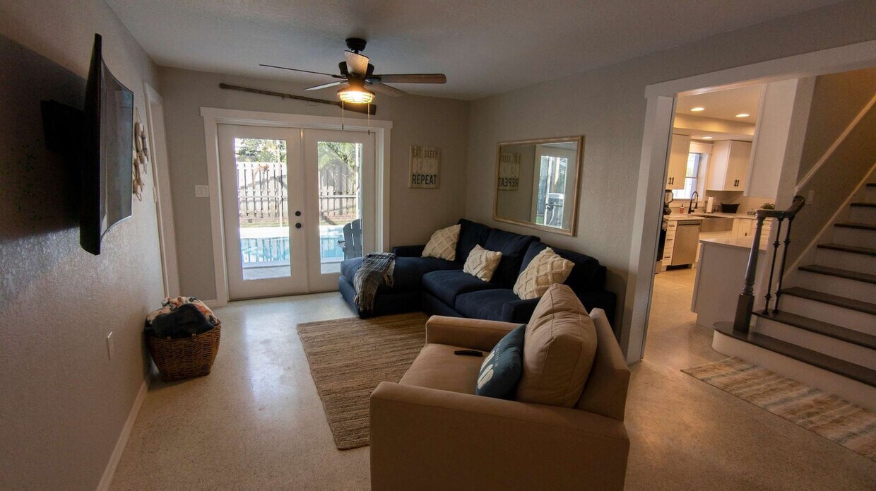 Foto principal - 366 W Osceola Ln