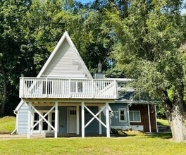 Building Photo - 3937 Commerce Dr