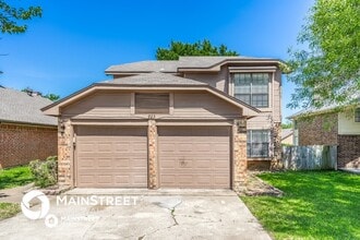 Building Photo - 923 Boxwood Dr