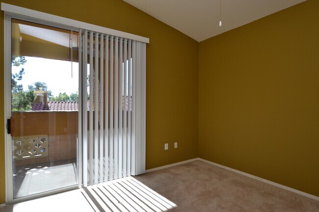 Building Photo - 2929 W Yorkshire Dr