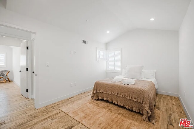 Foto del edificio - 16 Park Ave