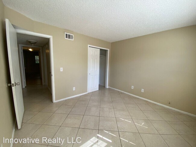 Foto del edificio - 2 br, 2 bath House - 623 E. San Sebastian Ct.