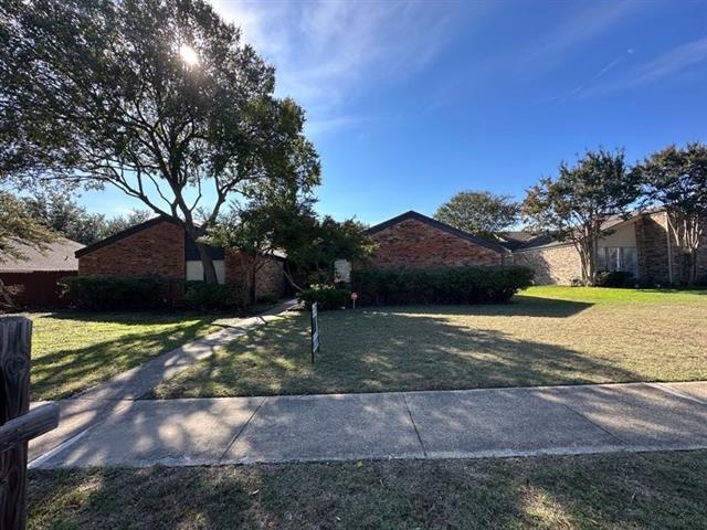Foto principal - 1902 Tree House Ln