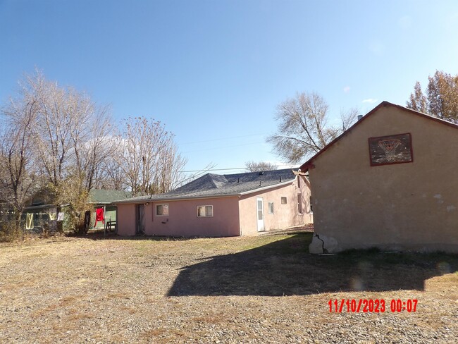 Building Photo - 1609 E Main St