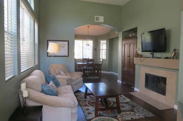 Foto del edificio - 27456 Swallow Ct