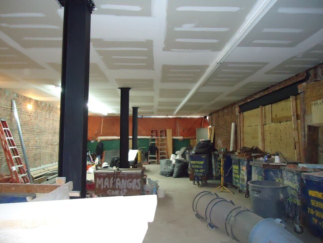 Foto del edificio - 385 8th Ave